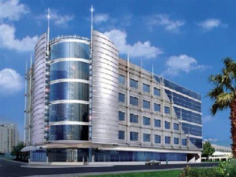 Landmark Riqqa Hotel Dubai Exterior photo