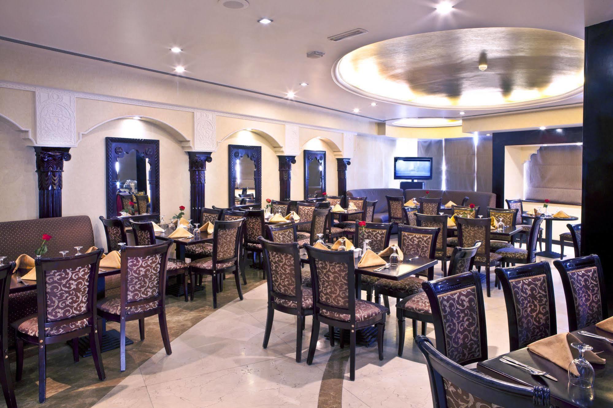 Landmark Riqqa Hotel Dubai Exterior photo